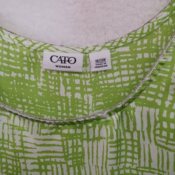 CATO Woman Sleeveless Blouse - 18/20W Embellished Neckline Sharkbite Green - Picture 3 of 10